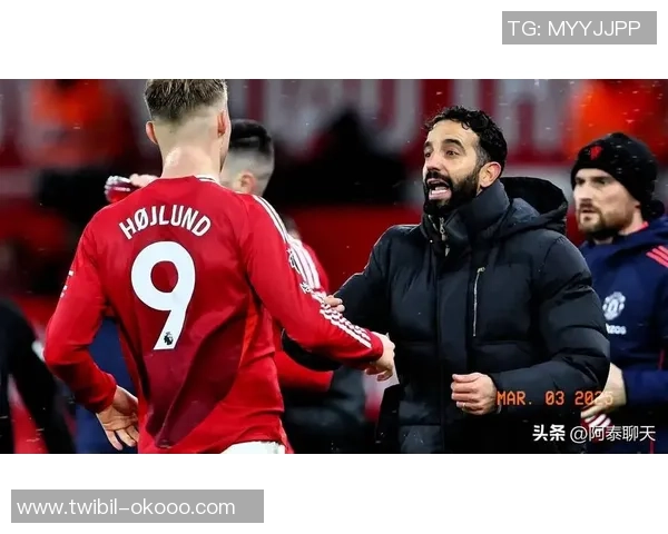 曼联冬窗欲租一新中场,阿莫林买不到其他候选!新帝星去留成要害 曼联冬窗欲租一新中场,阿莫林买不到其他候选!新帝星去留成要害